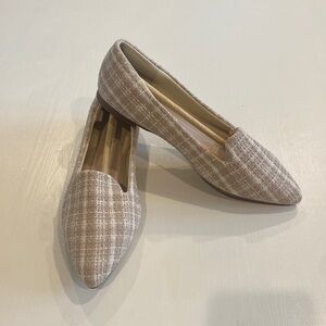 Musshoe Pointed Toe Slip On Flats in Nude Plaid size 6.5